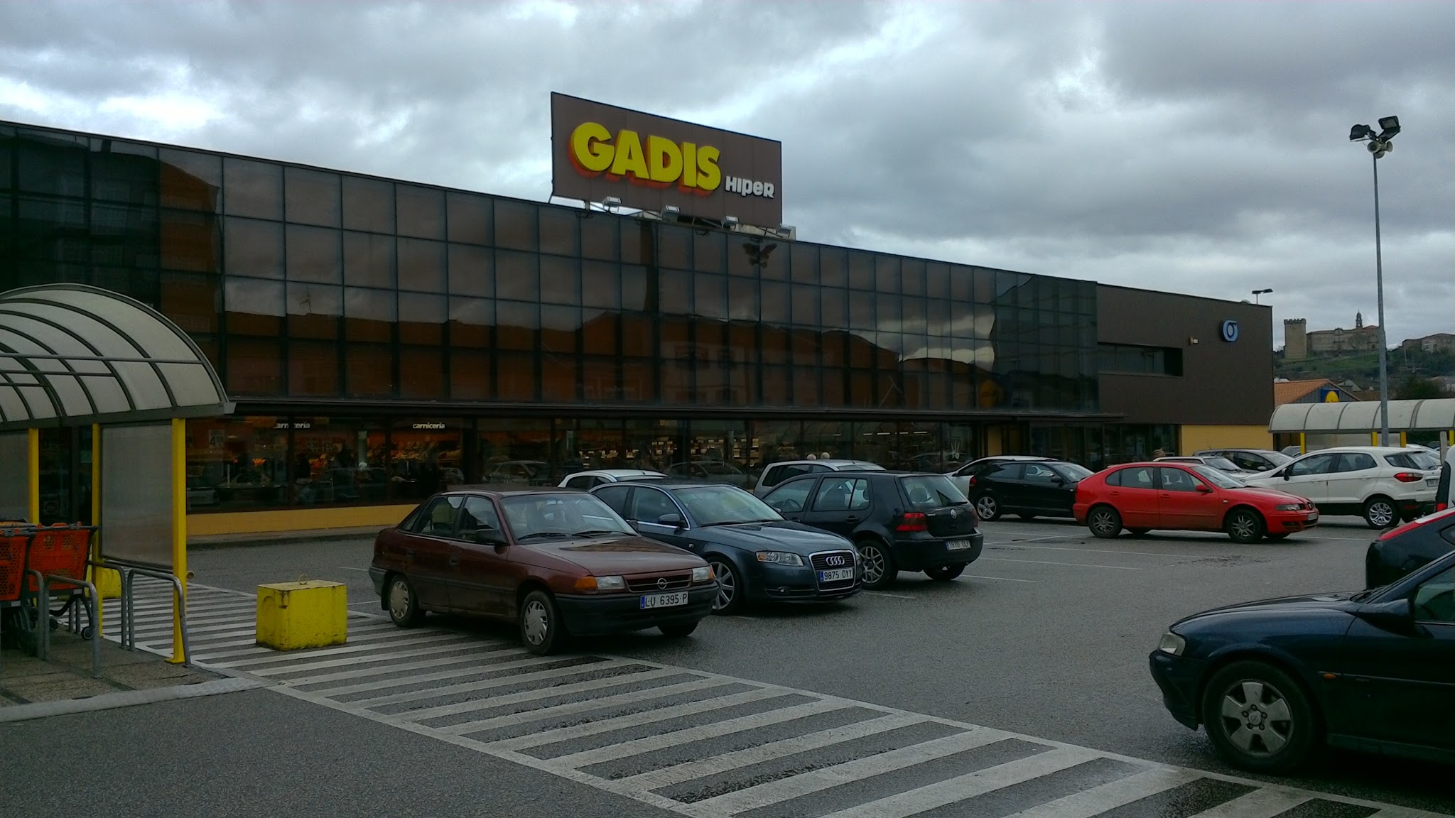 Imagen Centro GADIS-HIPER MONFORTE