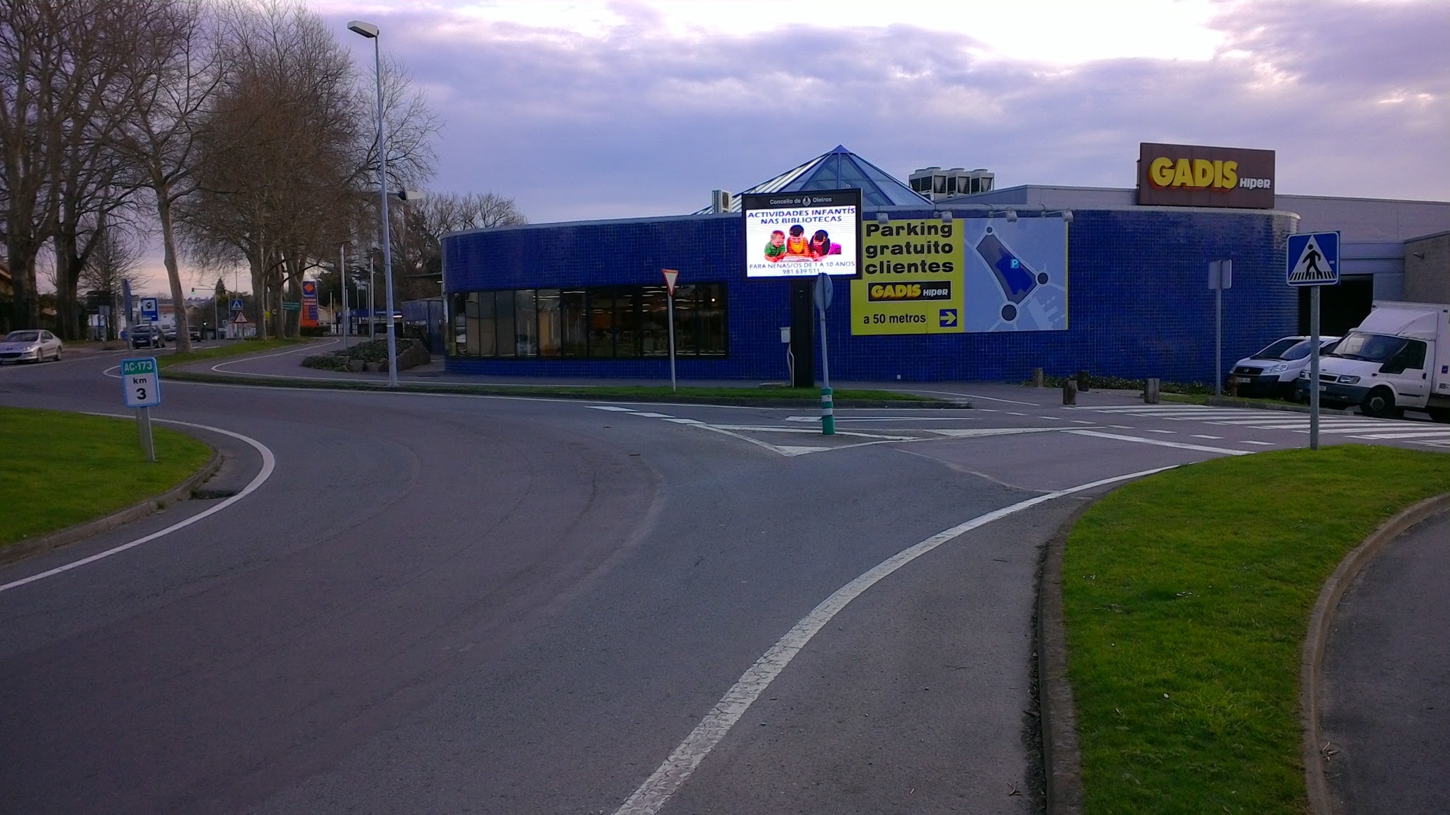 Imagen Centro GADIS-HIPER BASTIAGUEIRO